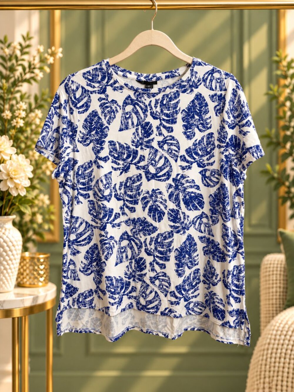 Alfani Petite Blue White Tropical Leaf Print Knit Top PM Rayon Stretch